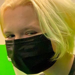 Meet your Posher, Leo